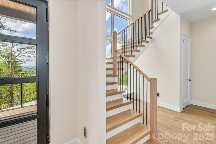 Spacious, unfurnished interior of a new home in , Leicester (Image 37).