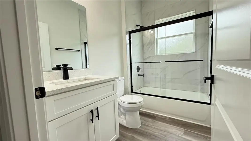 Furnished interior view inside a new home in , Ocala (Image 7).