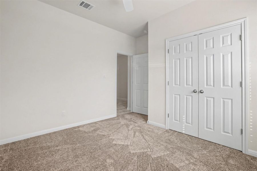 Spacious, unfurnished interior of a new home in , Kyle (Image 23).