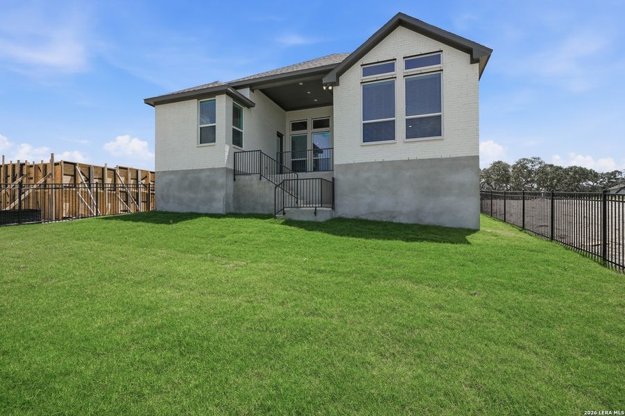 Exterior details and patio area of a home in Esperanza 50's, Boerne (Image 4).