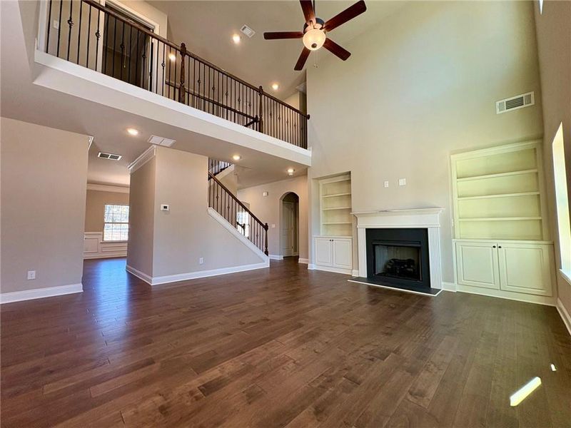 Spacious, unfurnished interior of a new home in , Grayson (Image 34).