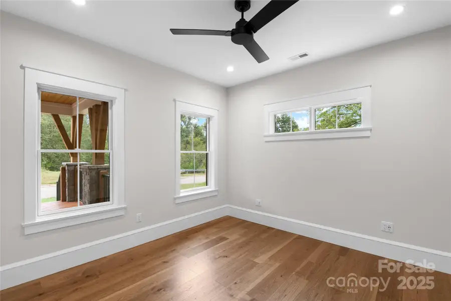 Spacious, unfurnished interior of a new home in , Arden (Image 12).