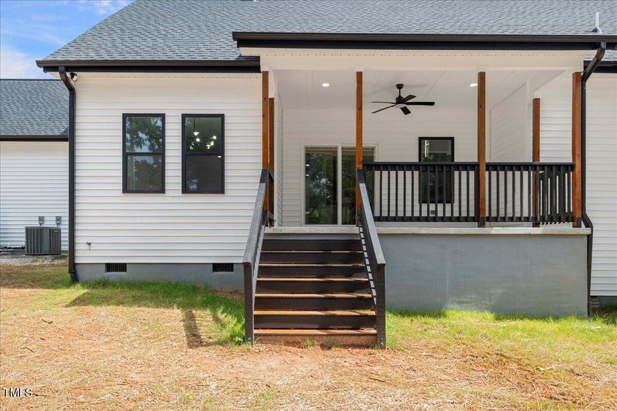 74-123-125 Ottawa Dr