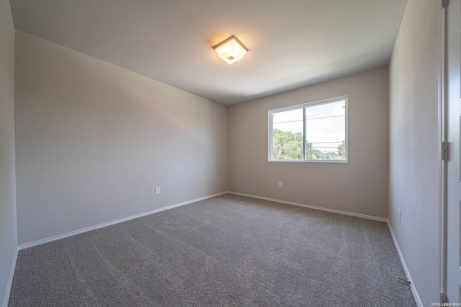 Spacious, unfurnished interior of a new home in , Seguin (Image 9).