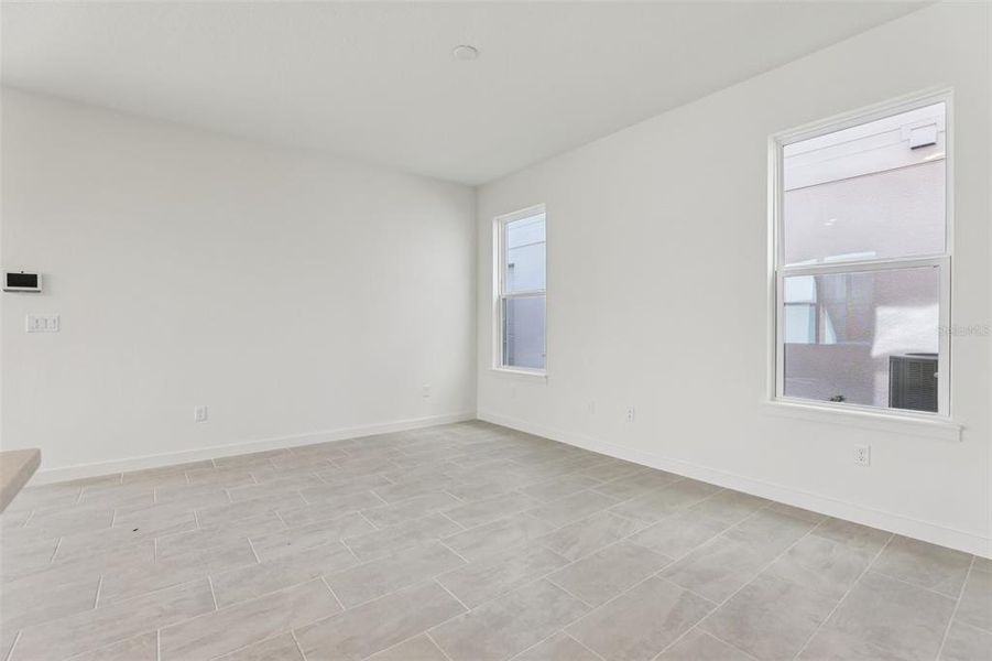 Spacious, unfurnished interior of a new home in Trinity Place, St. Cloud (Image 30).