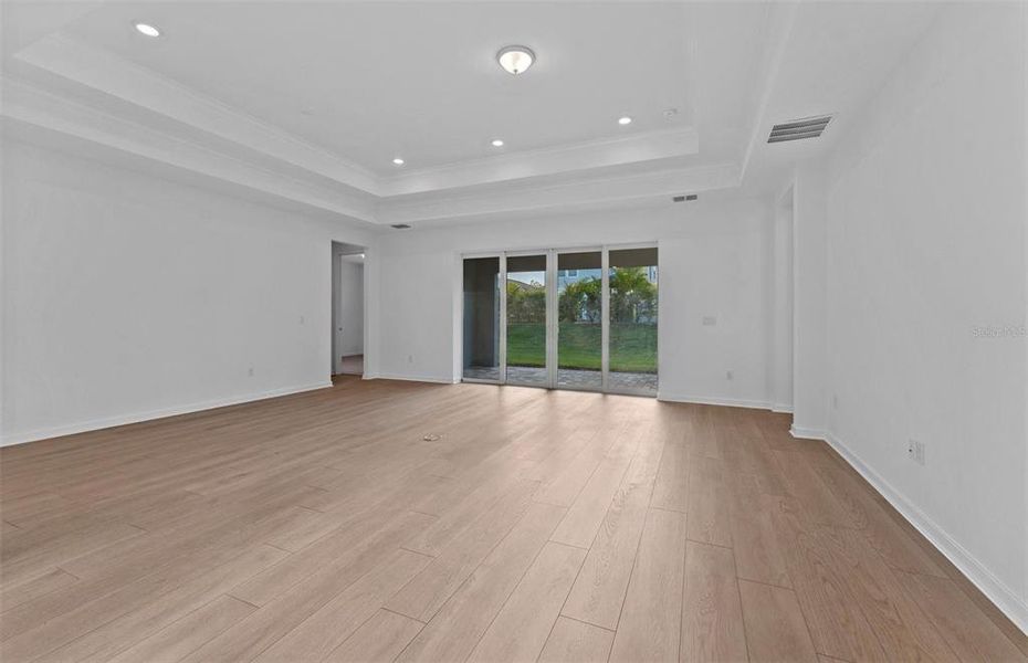Spacious, unfurnished interior of a new home in Waterset, Apollo Beach (Image 11). Spacious, unfurnished interior of a new home in Waterset, Apollo Beach (Image 11).