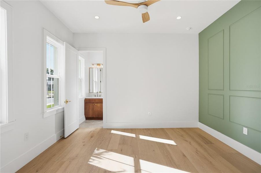 Spacious, unfurnished interior of a new home in , Winter Garden (Image 53).