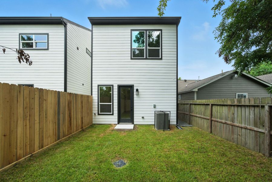 Front exterior of a new home in , Houston, TX, highlighting curb appeal (Image 17). Front exterior of a new home in , Houston, TX, highlighting curb appeal (Image 17).