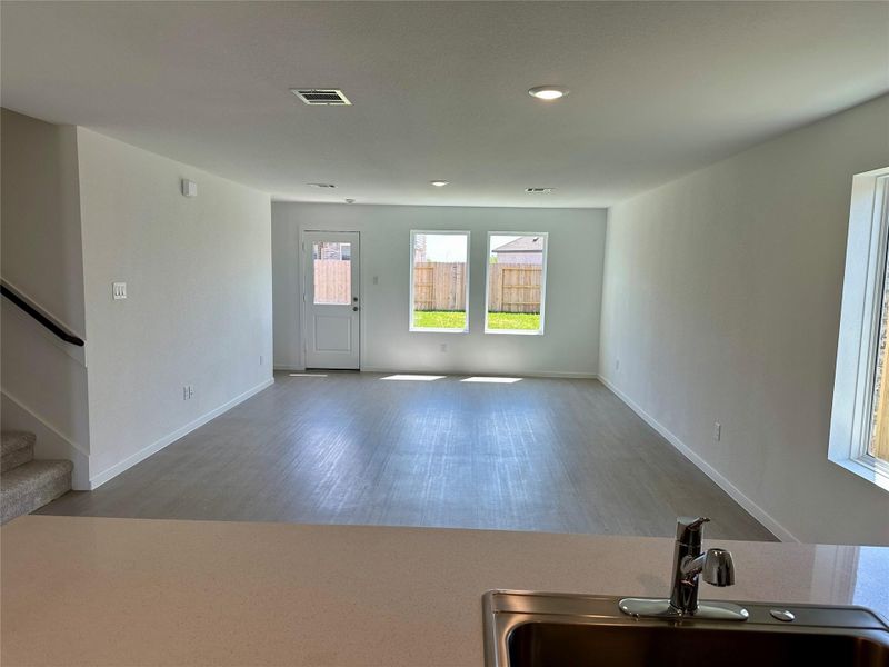Spacious, unfurnished interior of a new home in Jones Creek Reserve, Richmond (Image 20).