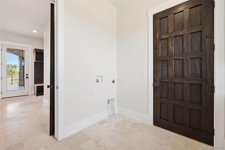Spacious, unfurnished interior of a new home in , Colorado Springs (Image 14). Spacious, unfurnished interior of a new home in , Colorado Springs (Image 14).