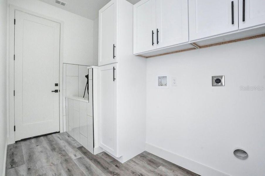 Spacious, unfurnished interior of a new home in , Lady Lake (Image 30). Spacious, unfurnished interior of a new home in , Lady Lake (Image 30).