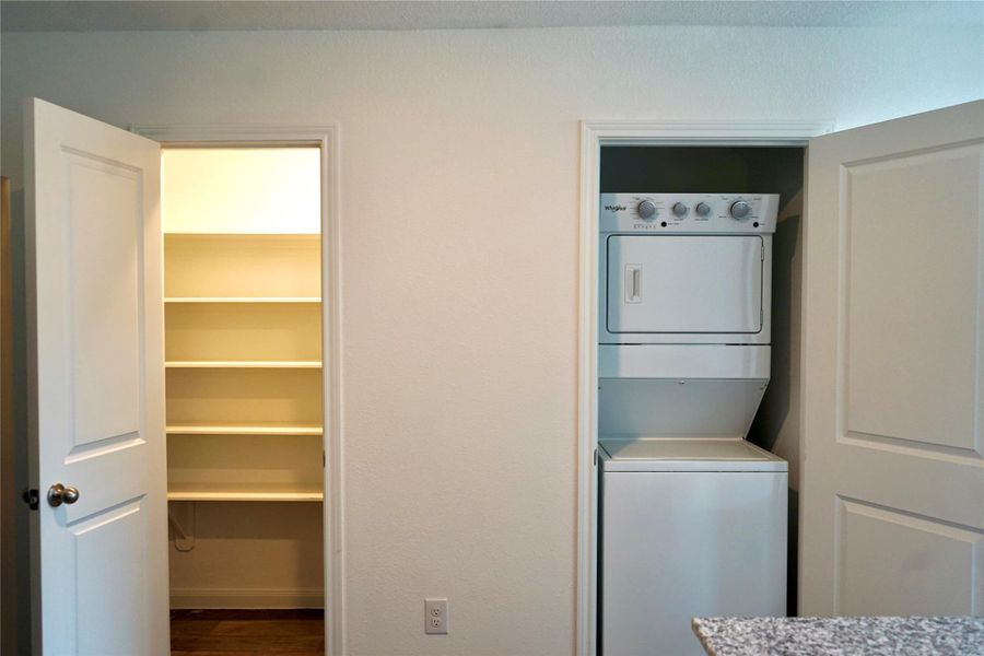 Furnished interior view inside a new home in Marie Village, Conroe (Image 7).