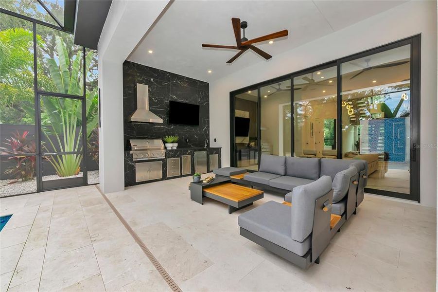 Community amenities in , Sarasota (Image 28). Community amenities in , Sarasota (Image 28).