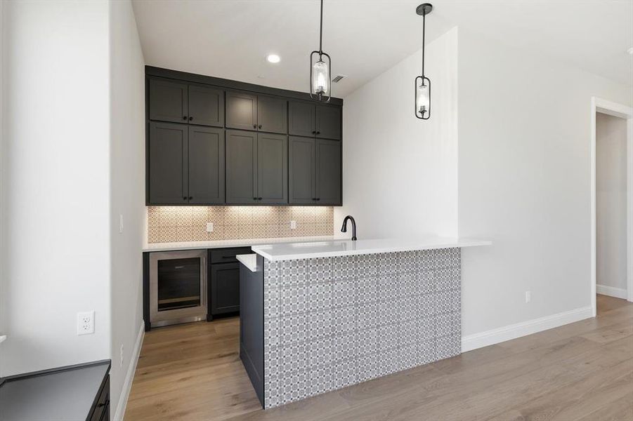 Furnished interior view inside a new home in , Bartonville (Image 15).