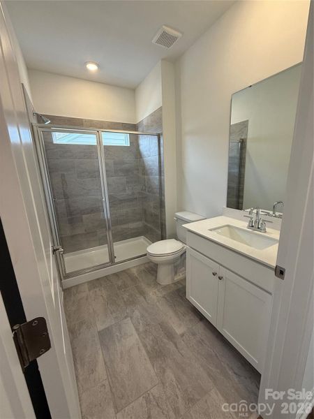 Furnished interior view inside a new home in Roselyn, Lancaster (Image 6).