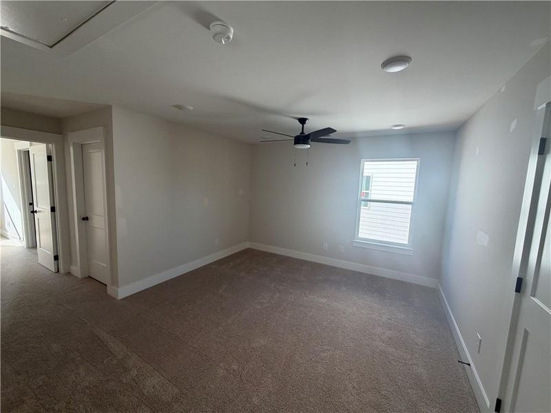 Spacious, unfurnished interior of a new home in Villas at Dawsonville, Dawsonville (Image 7).