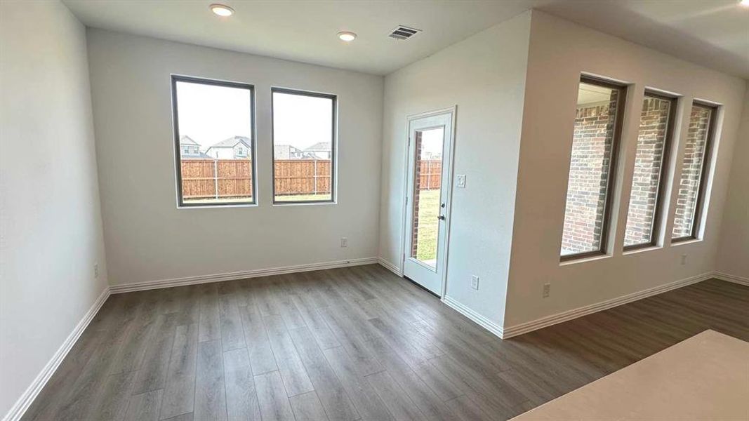 Spacious, unfurnished interior of a new home in Gateway Parks, Forney (Image 27). Spacious, unfurnished interior of a new home in Gateway Parks, Forney (Image 27).