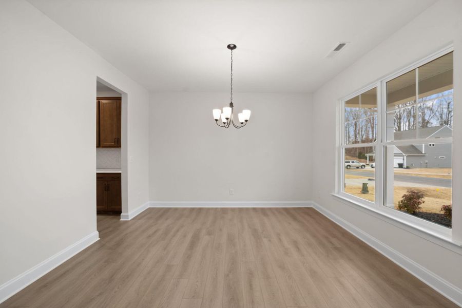 Spacious, unfurnished interior of a new home in Pisgah Park, Kernersville (Image 22).