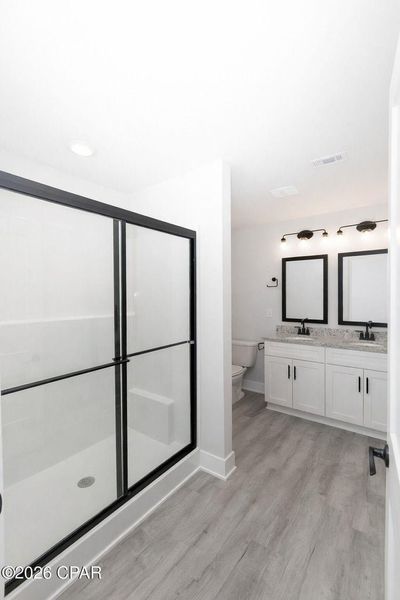 Furnished interior view inside a new home in Fox Glenn, Panama City (Image 9).