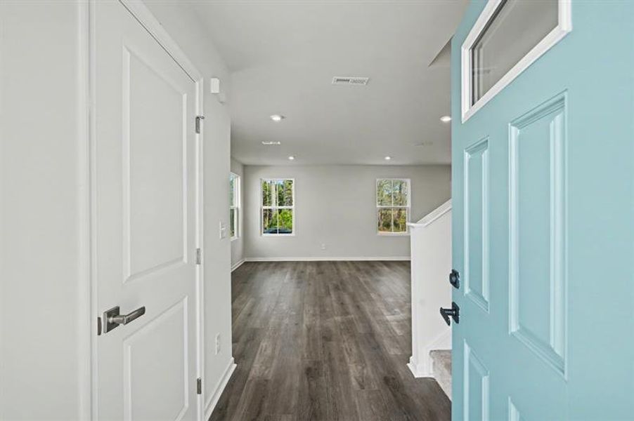 Spacious, unfurnished interior of a new home in Sterling Oaks, Ash (Image 11). Spacious, unfurnished interior of a new home in Sterling Oaks, Ash (Image 11).