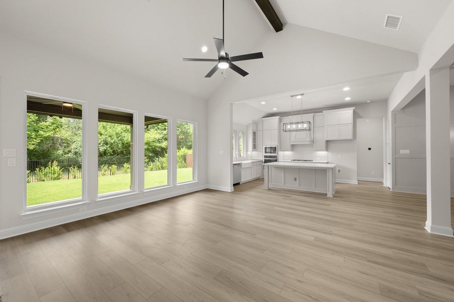 Spacious, unfurnished interior of a new home in Redden Farms - Phase 1, Midlothian (Image 25).