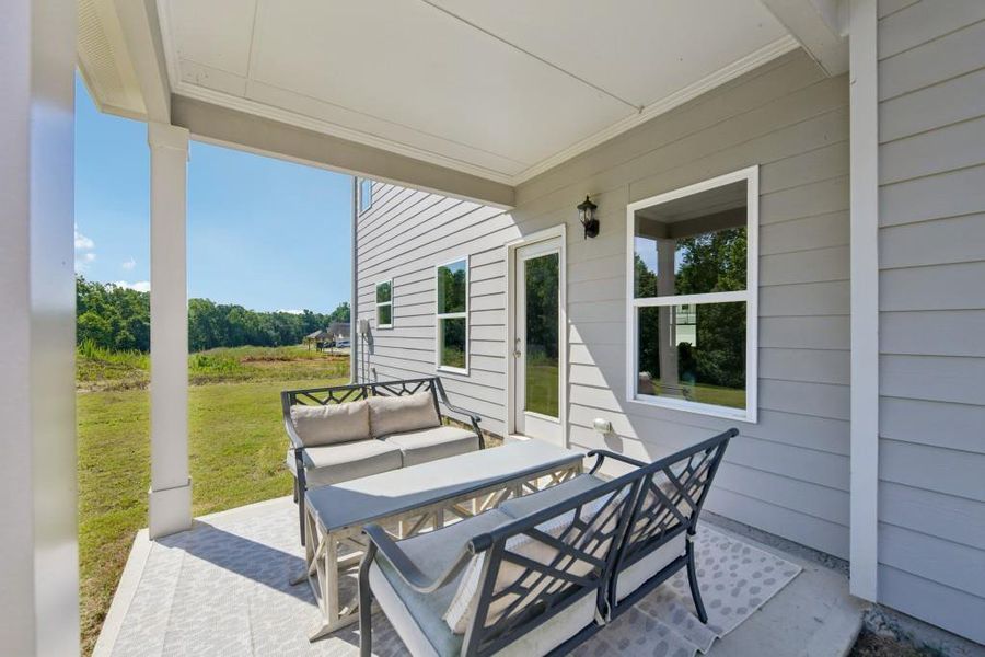 Exterior details and patio area of a home in , Homer (Image 33).