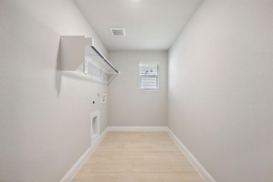 Photo is not of the actual home, but is an inspirational photo of builder’s model home and may depict options, furnishings, and/or decorator features that are not included.