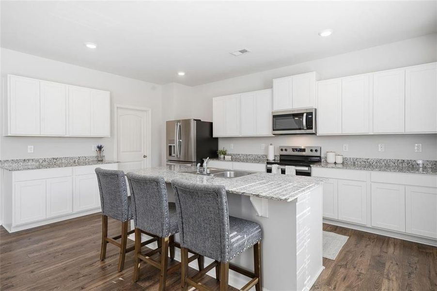 Furnished interior view inside a new home in , Dallas (Image 40).