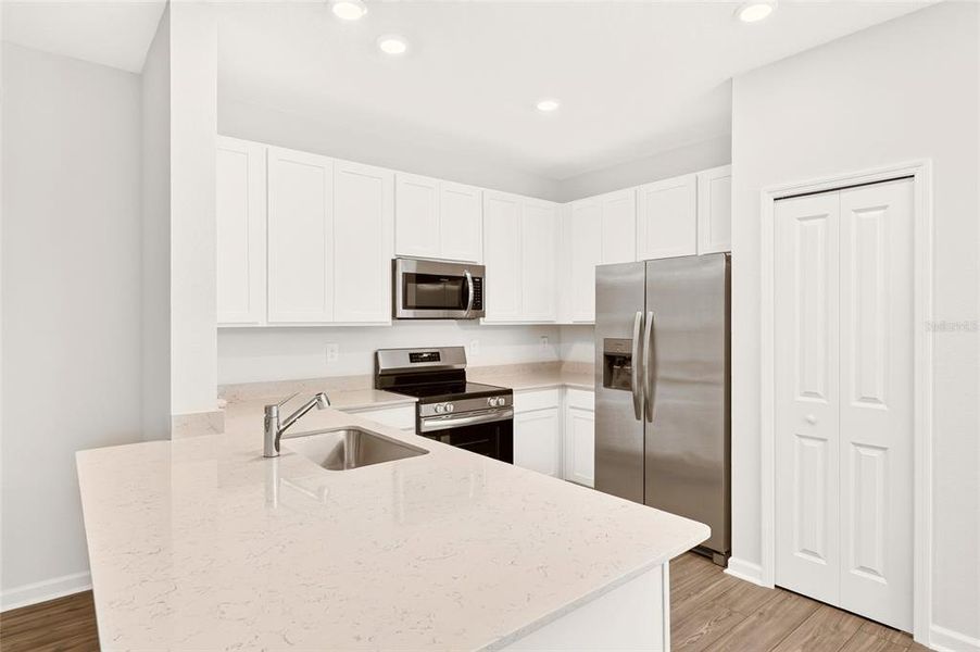 Furnished interior view inside a new home in , Alachua (Image 7).