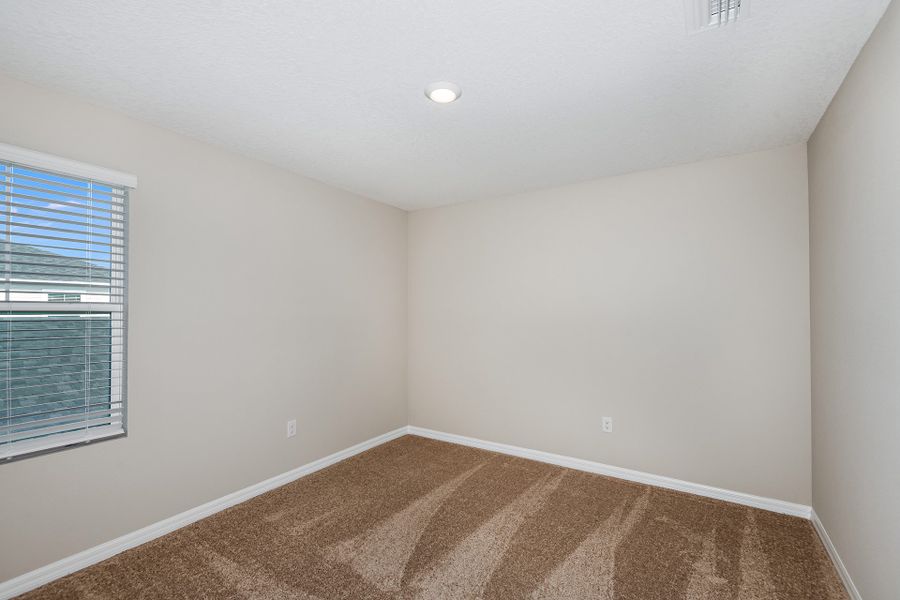 Spacious, unfurnished interior of a new home in Two Rivers, Zephyrhills (Image 23).