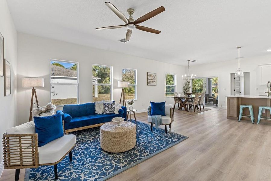 8836-97th-Ct-HigMedia-017-1280