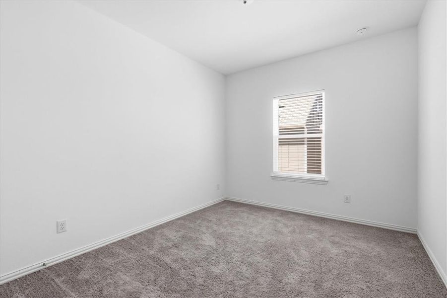 Spacious, unfurnished interior of a new home in Tenison Village, Dallas (Image 18). Spacious, unfurnished interior of a new home in Tenison Village, Dallas (Image 18).