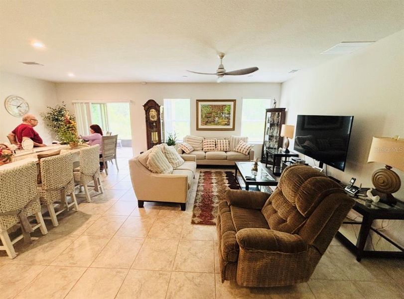 Furnished interior view inside a new home in Cypress Preserve, Land O' Lakes (Image 9). Furnished interior view inside a new home in Cypress Preserve, Land O' Lakes (Image 9).