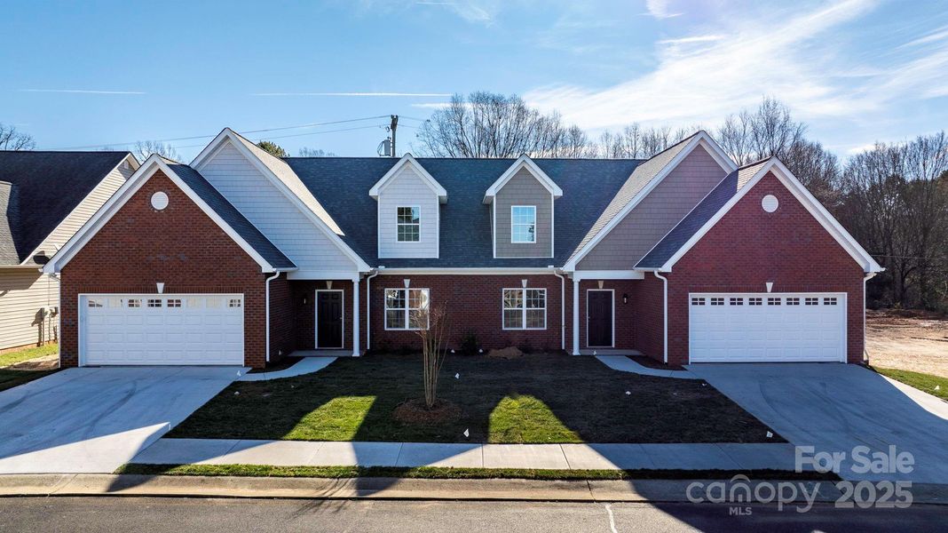 Front exterior of a new home in , Hickory, NC, highlighting curb appeal (Image 19). Front exterior of a new home in , Hickory, NC, highlighting curb appeal (Image 19).