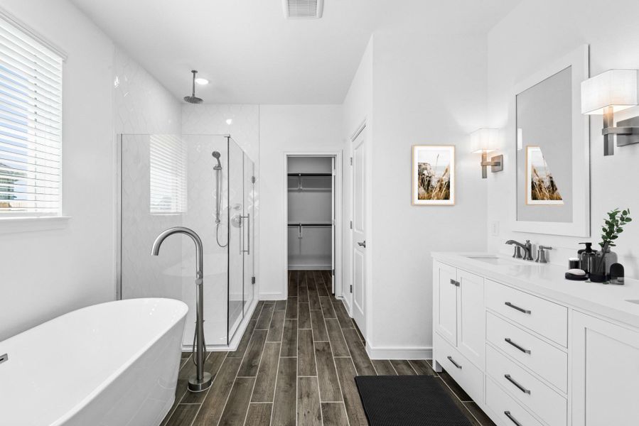 Luxurious primary bath (*Photo not of actual home and used for illustration purposes only.)