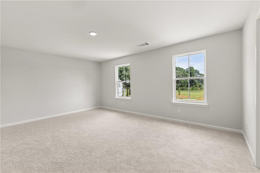 Spacious, unfurnished interior of a new home in Cedar Farms, Winder (Image 30).
