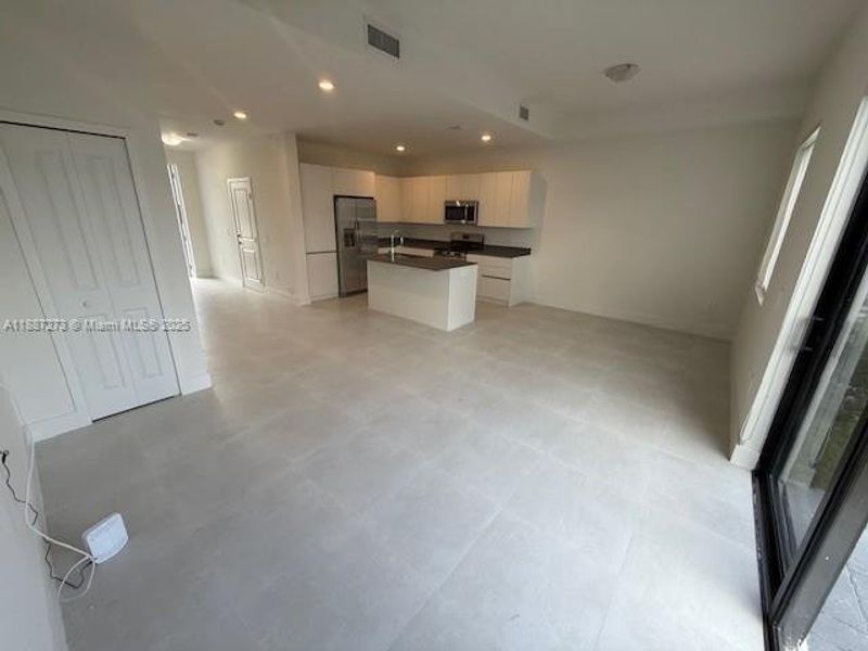 Image 12 of a home in .