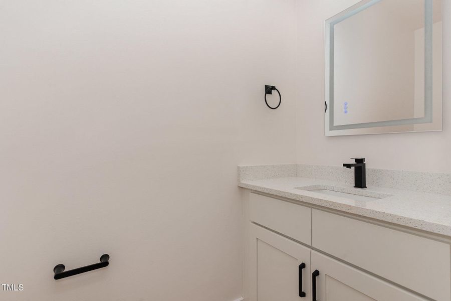 016_dsc00021-edit_809