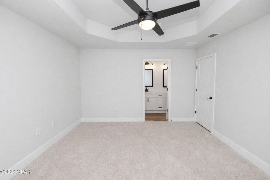 Spacious, unfurnished interior of a new home in Fox Glenn, Panama City (Image 24).