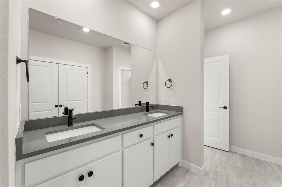 Furnished interior view inside a new home in Ten Mile Creek, Celina (Image 7).