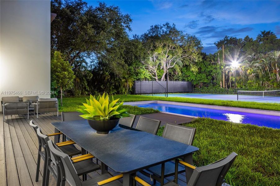 Community amenities in , Pinecrest (Image 79).