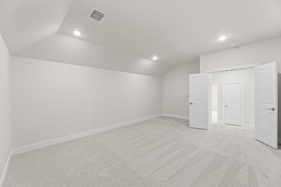 Spacious, unfurnished interior of a new home in Painted Tree, McKinney (Image 23). Spacious, unfurnished interior of a new home in Painted Tree, McKinney (Image 23).