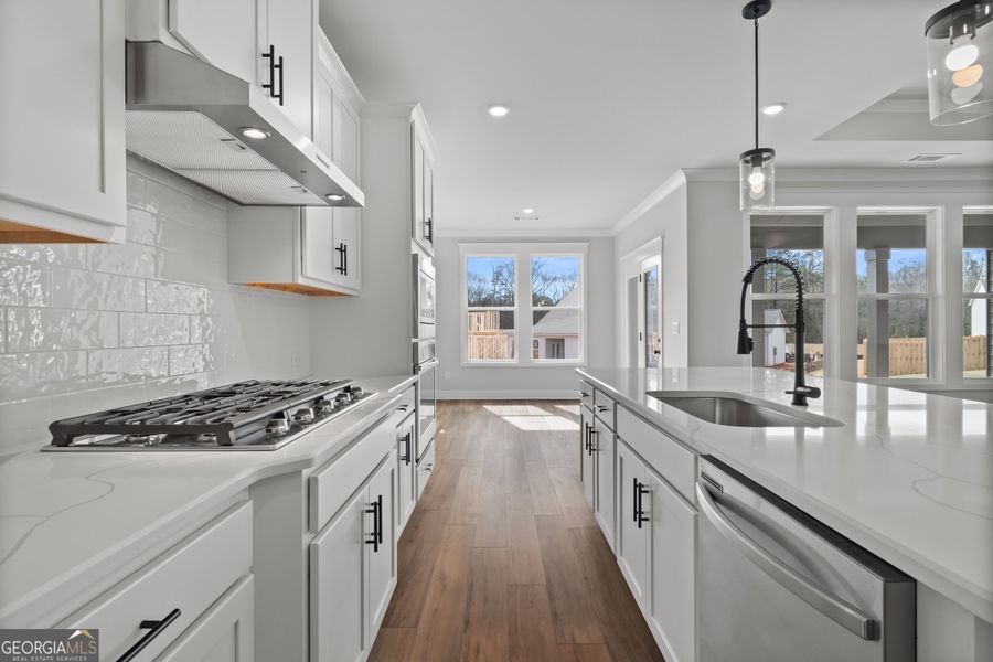 Furnished interior view inside a new home in Rosewood Lake Preserve, Hoschton (Image 9).