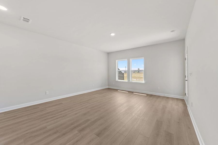 Spacious, unfurnished interior of a new home in Blue Heron Retreat, Little River (Image 16).