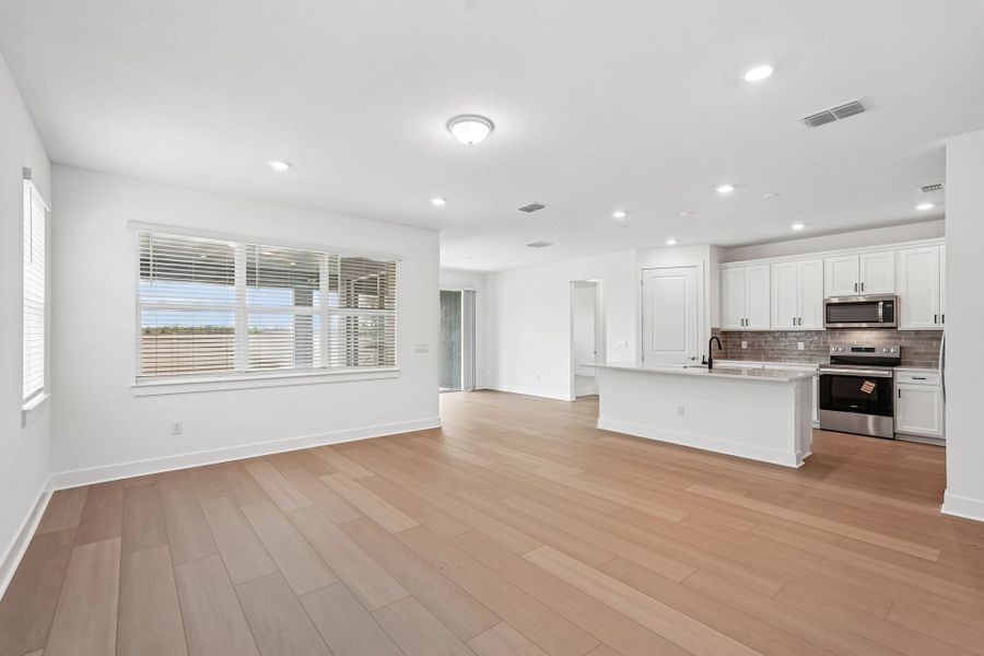 Spacious, unfurnished interior of a new home in Seaire, Parrish (Image 22).