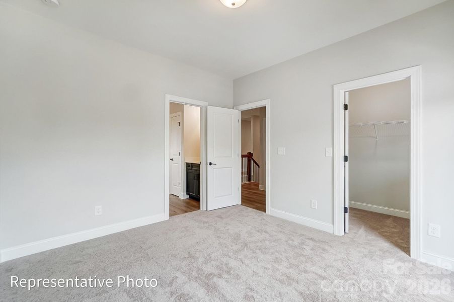 Spacious, unfurnished interior of a new home in Rone Creek, Waxhaw (Image 39).