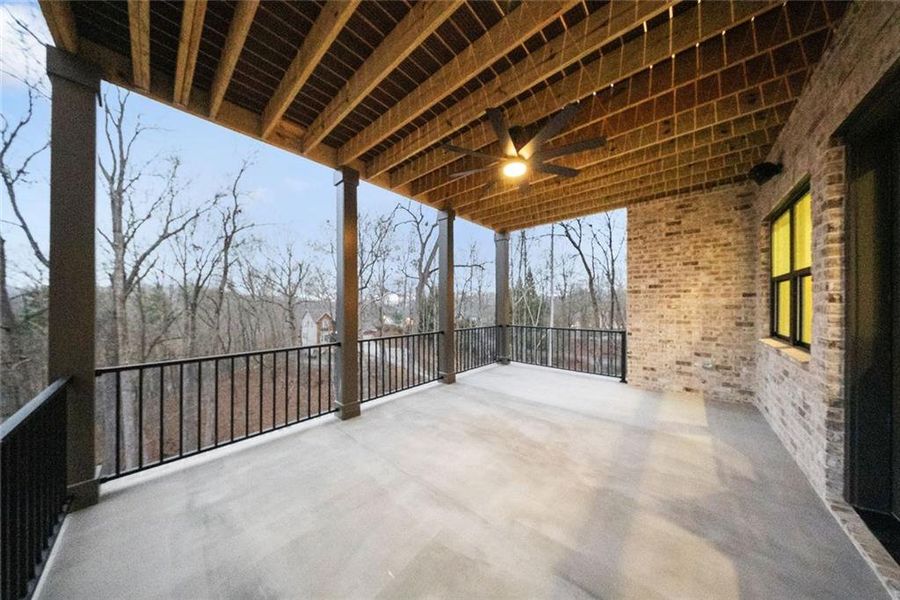 Exterior details and patio area of a home in , Gainesville (Image 37).