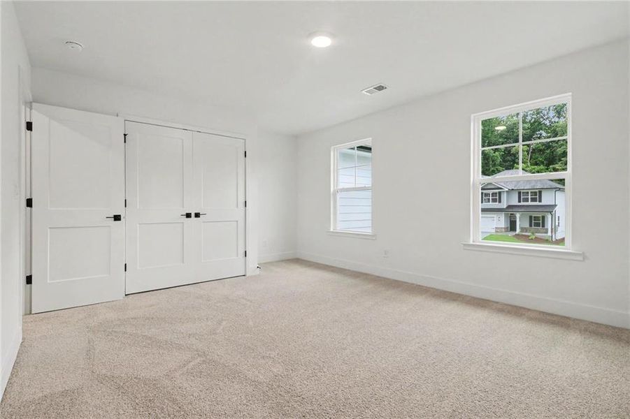 Spacious, unfurnished interior of a new home in Thunder Ridge, Dawsonville (Image 46).