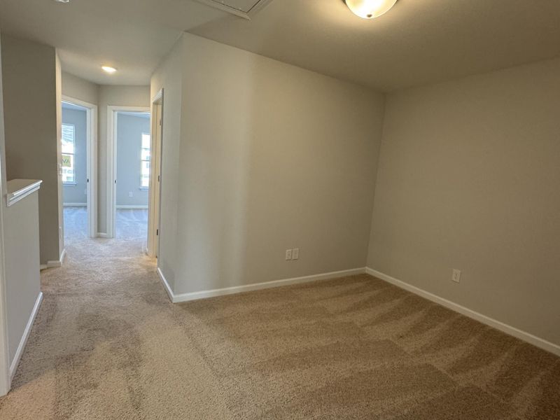Spacious, unfurnished interior of a new home in East Main Townes, Spartanburg (Image 14).