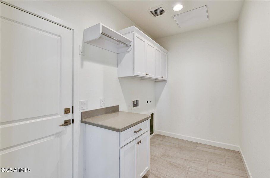 17-Laundry Room 17-Laundry Room